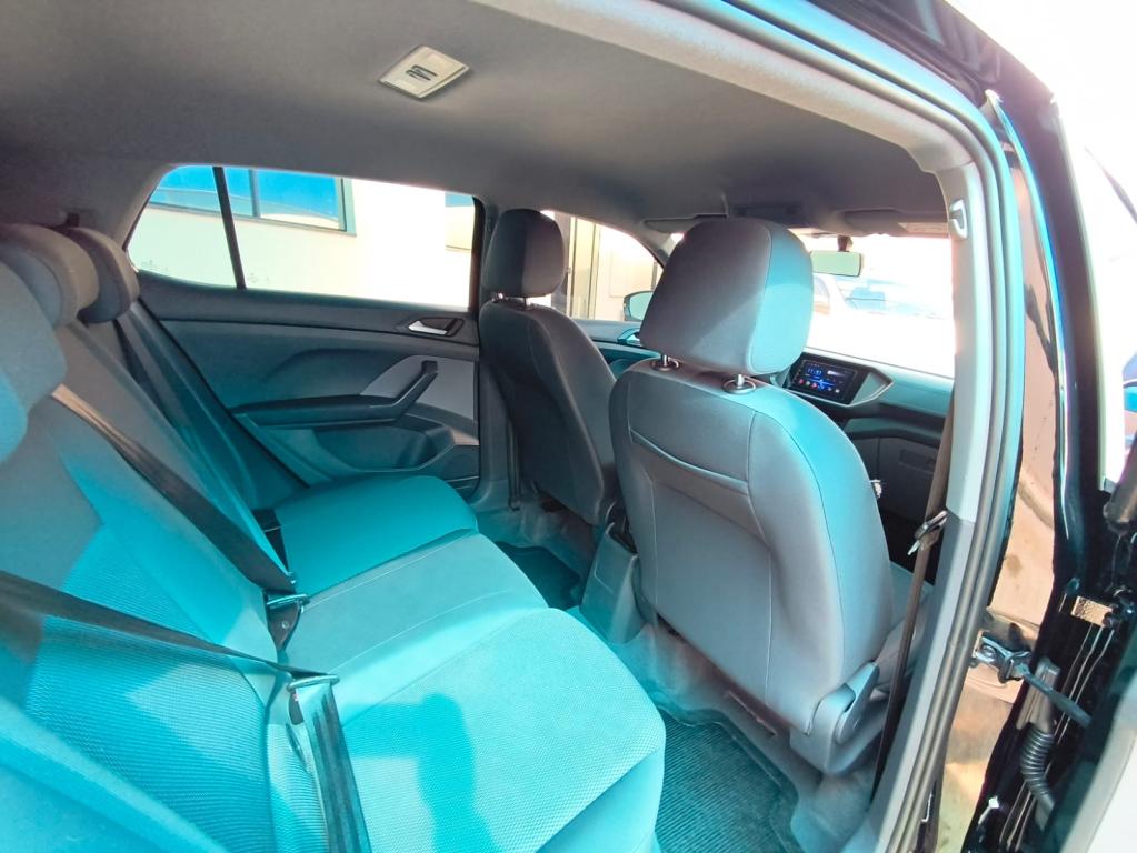 VOLKSWAGEN T-Cross - Foto
