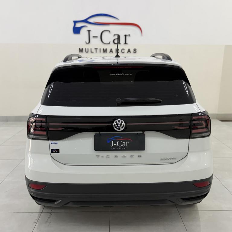 VOLKSWAGEN T-Cross - Foto