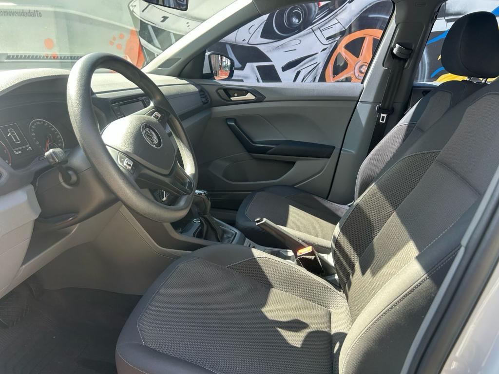 VOLKSWAGEN T-Cross - Foto