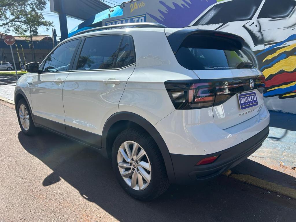 VOLKSWAGEN T-Cross - Foto