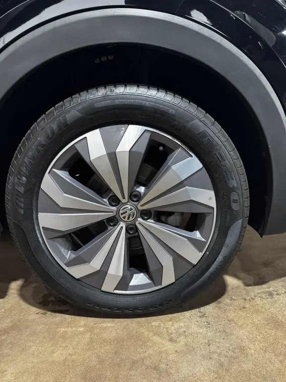 VOLKSWAGEN T-Cross - Foto