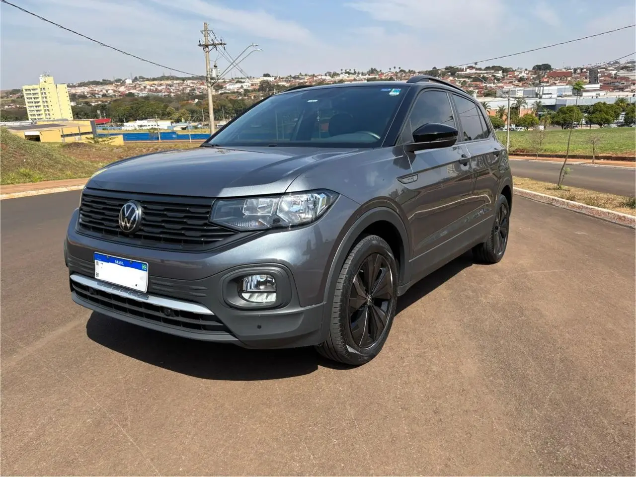 VOLKSWAGEN T-Cross - Foto