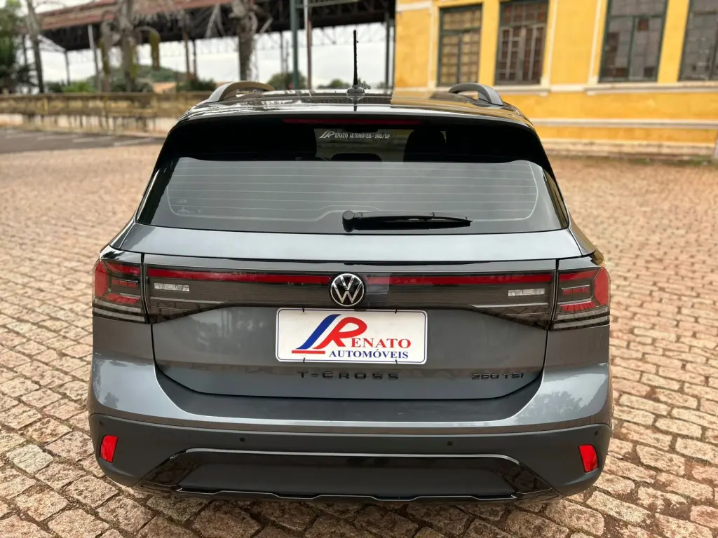 VOLKSWAGEN T-Cross - Foto
