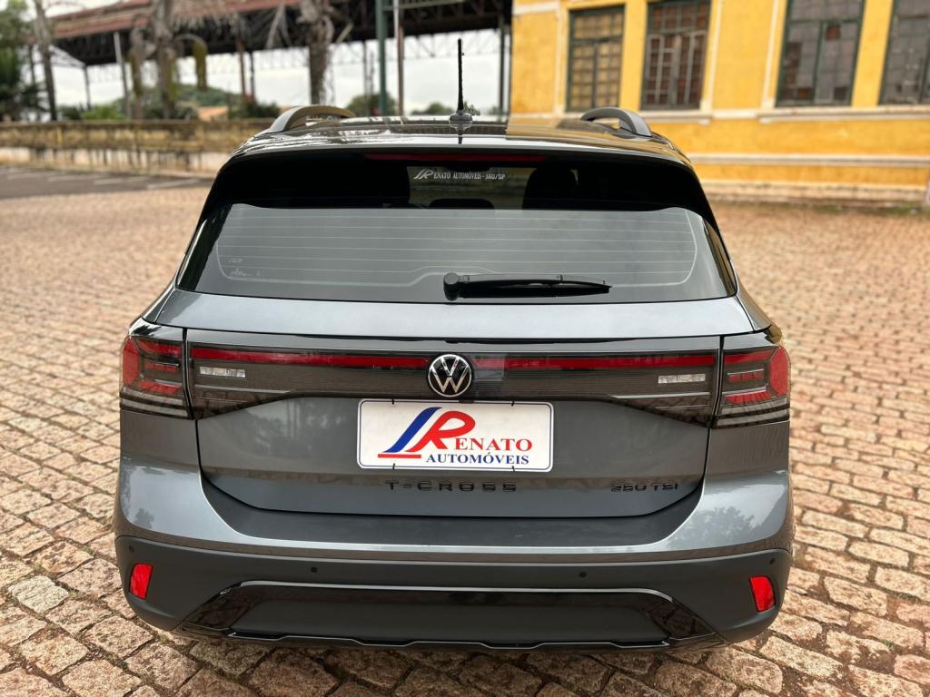 VOLKSWAGEN T-Cross - Foto