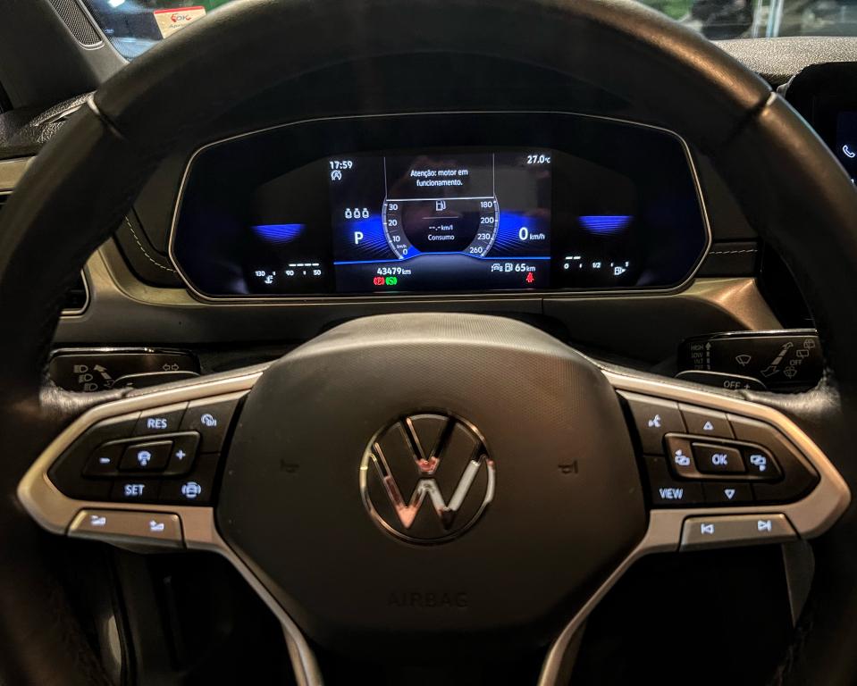 VOLKSWAGEN T-Cross - Foto