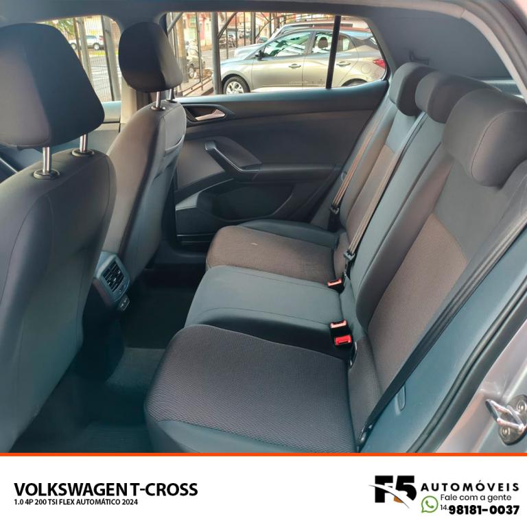 VOLKSWAGEN T-Cross - Foto