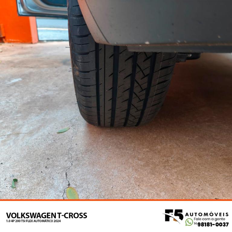 VOLKSWAGEN T-Cross - Foto