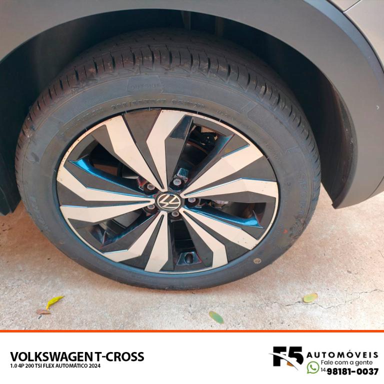VOLKSWAGEN T-Cross - Foto