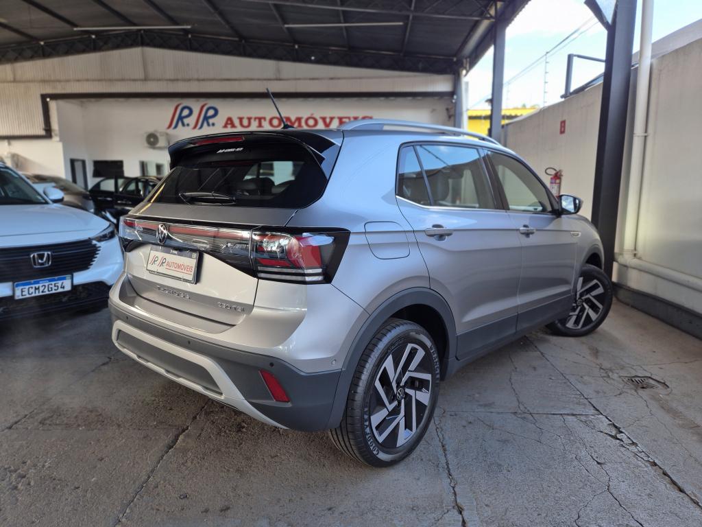 VOLKSWAGEN T-Cross - Foto