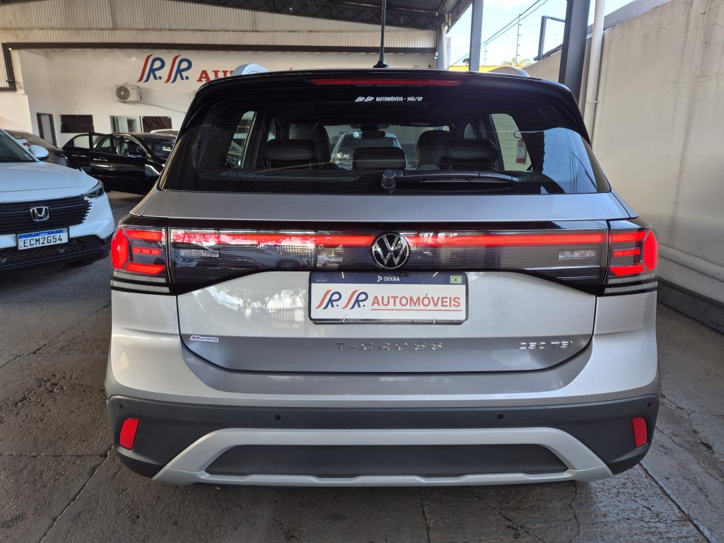 VOLKSWAGEN T-Cross - Foto