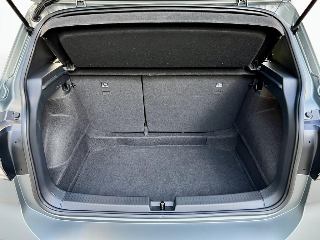 VOLKSWAGEN T-Cross - Foto