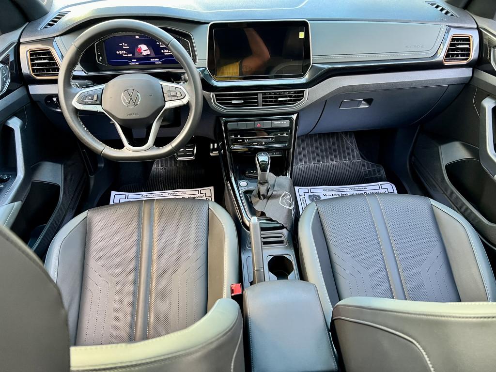 VOLKSWAGEN T-Cross - Foto