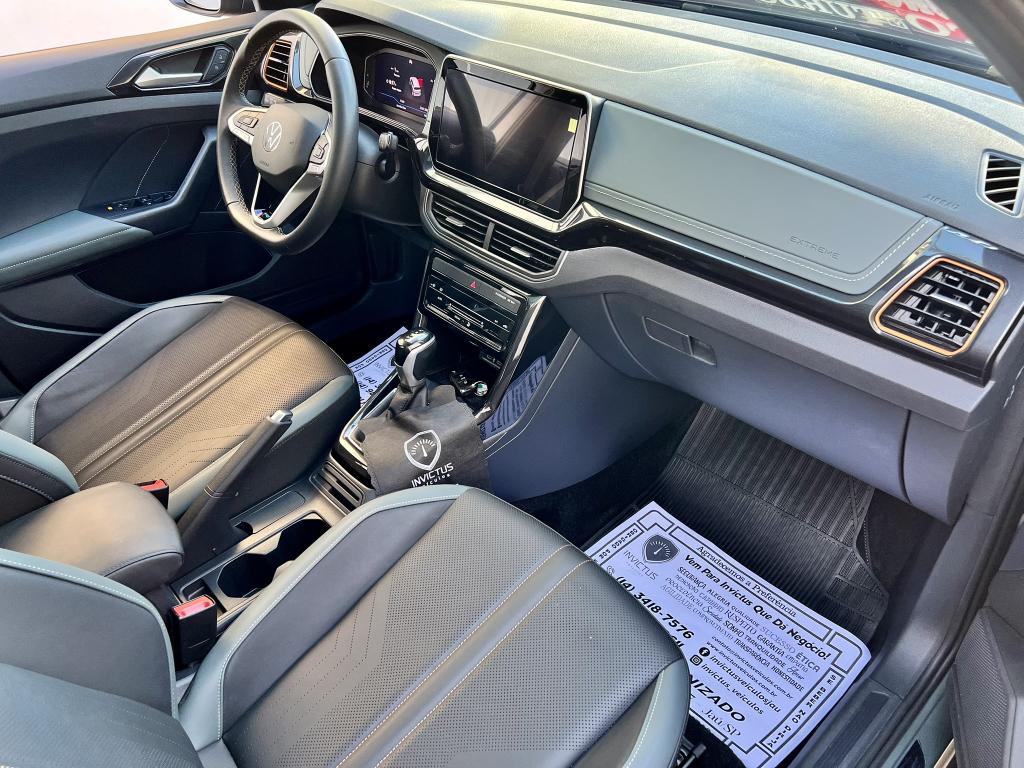VOLKSWAGEN T-Cross - Foto