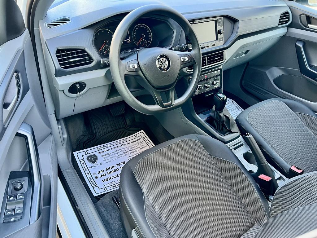 VOLKSWAGEN T-Cross - Foto