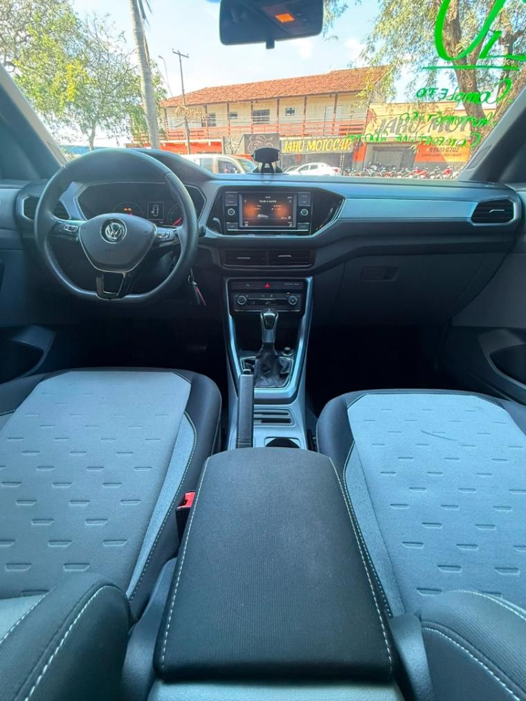 VOLKSWAGEN T-Cross - Foto