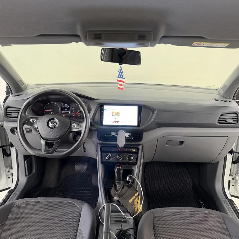 VOLKSWAGEN T-Cross - Foto