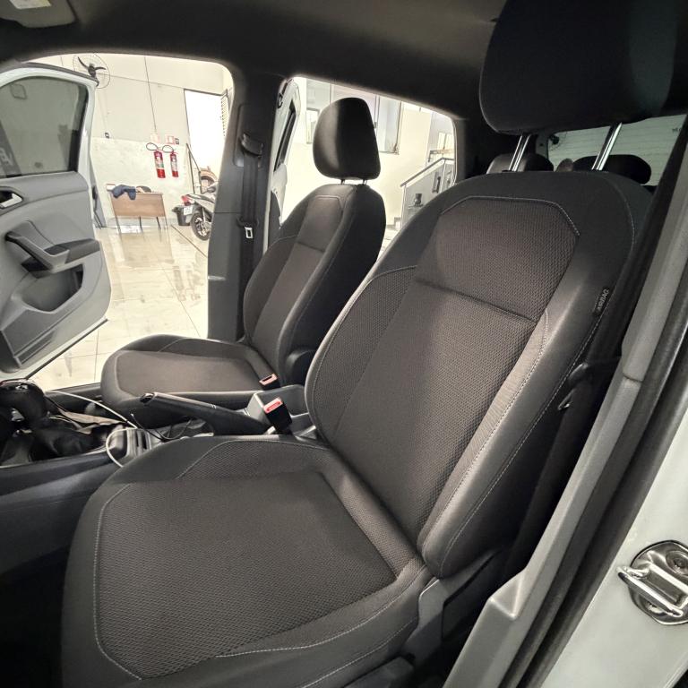 VOLKSWAGEN T-Cross - Foto