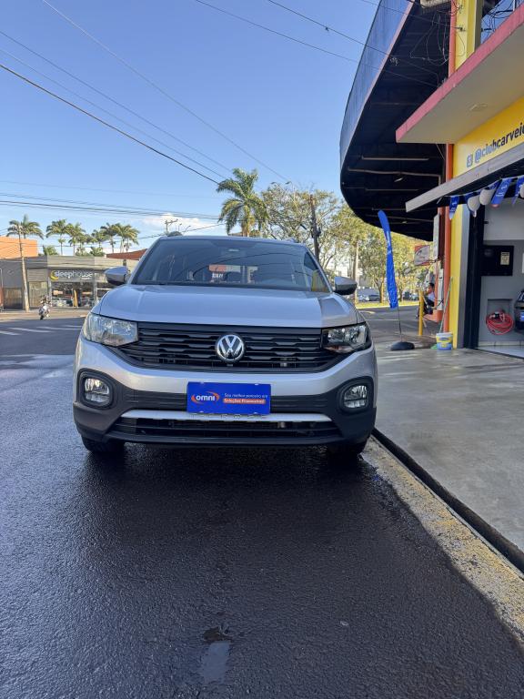 VOLKSWAGEN T-Cross - Foto