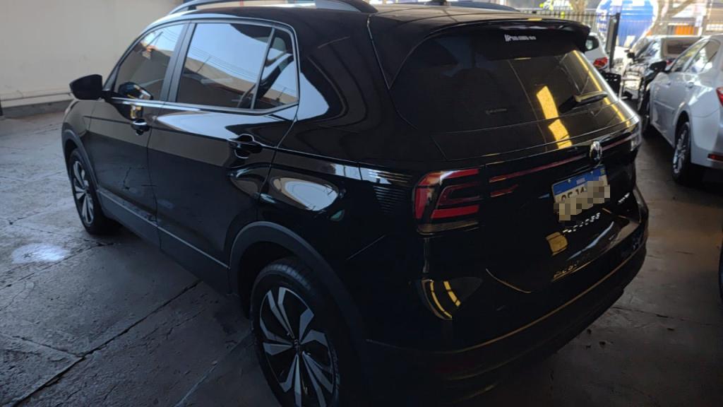 VOLKSWAGEN T-Cross - Foto
