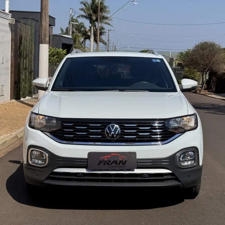 VOLKSWAGEN T-Cross - Foto