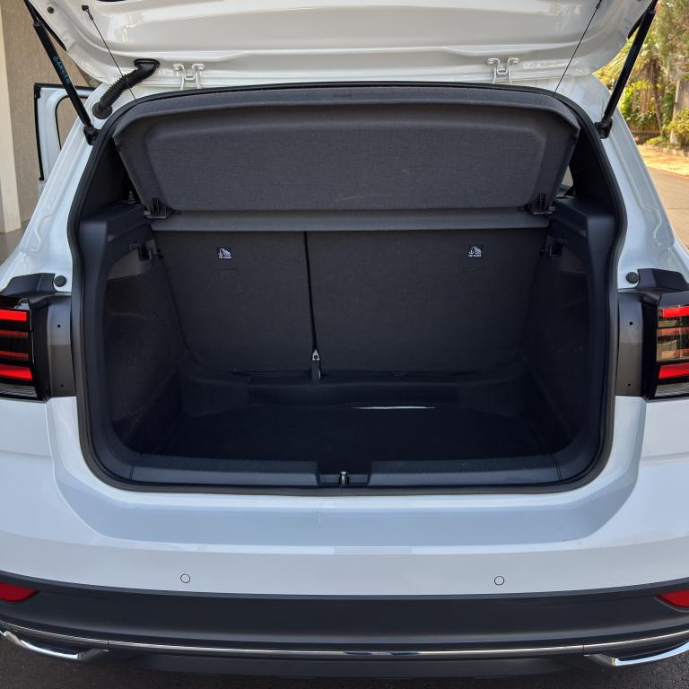 VOLKSWAGEN T-Cross - Foto