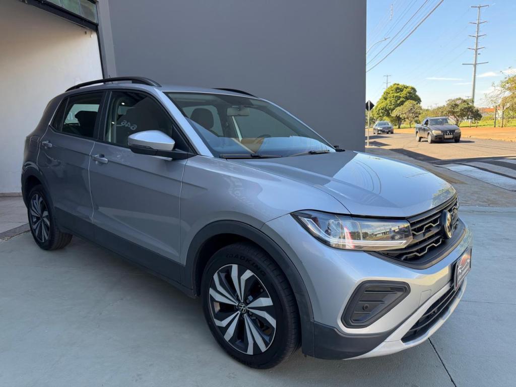 VOLKSWAGEN T-Cross - Foto