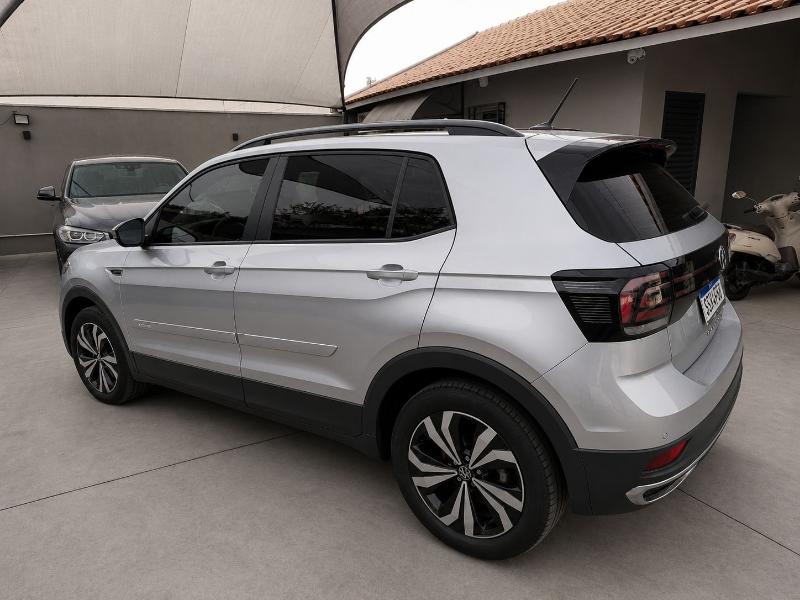 VOLKSWAGEN T-Cross - Foto