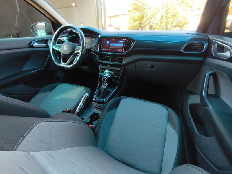 VOLKSWAGEN T-Cross - Foto