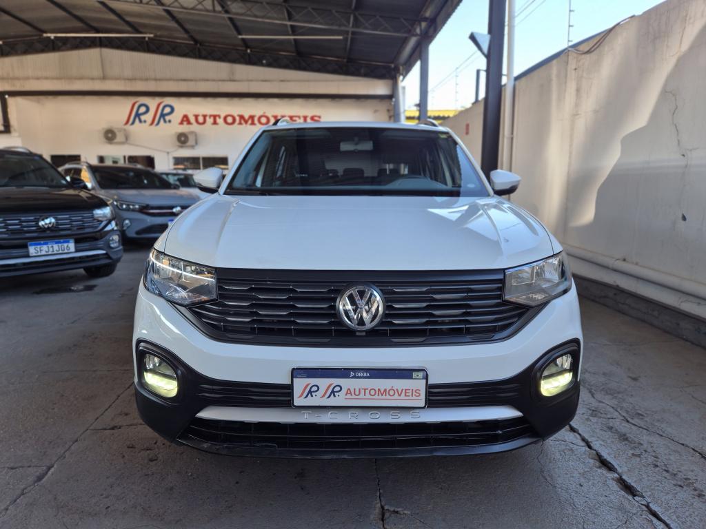 VOLKSWAGEN T-Cross - Foto