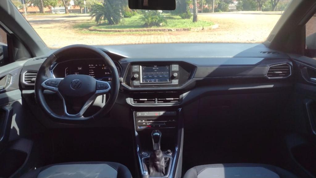 VOLKSWAGEN T-Cross - Foto