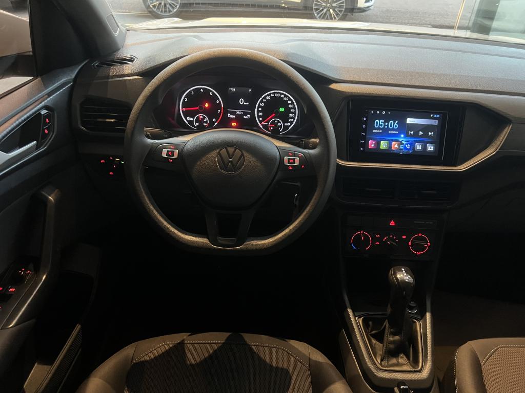 VOLKSWAGEN T-Cross - Foto