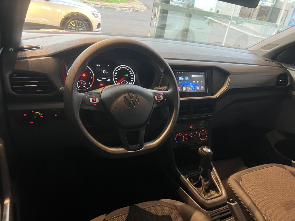 VOLKSWAGEN T-Cross - Foto