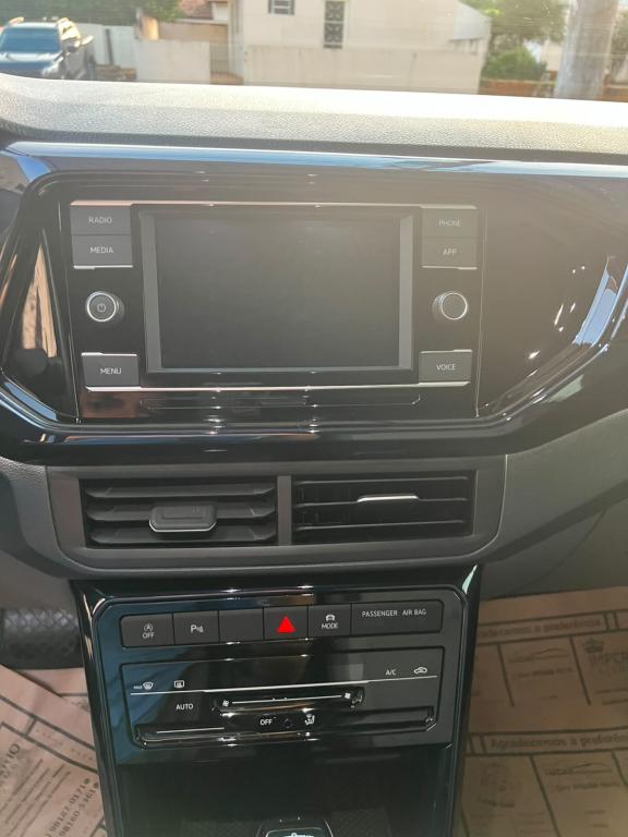 VOLKSWAGEN T-Cross - Foto