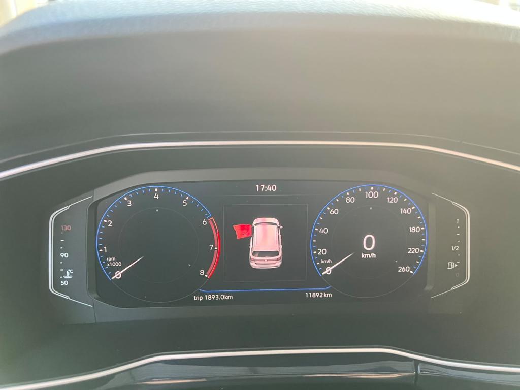 VOLKSWAGEN T-Cross - Foto