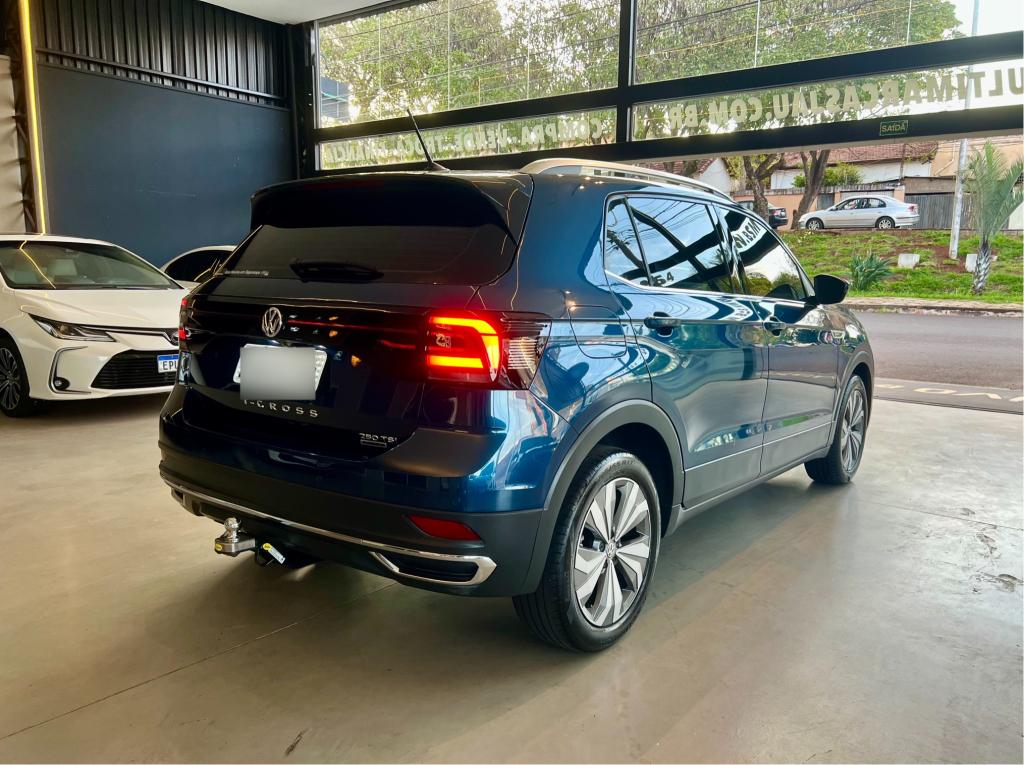 VOLKSWAGEN T-Cross - Foto