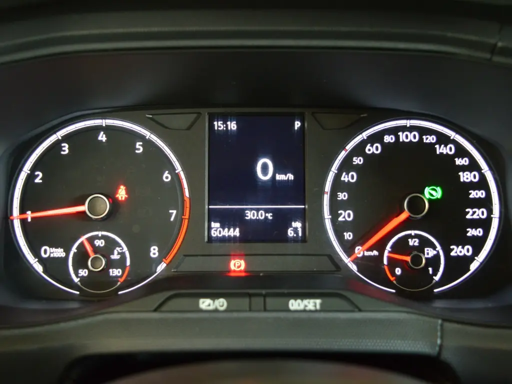 VOLKSWAGEN T-Cross - Foto