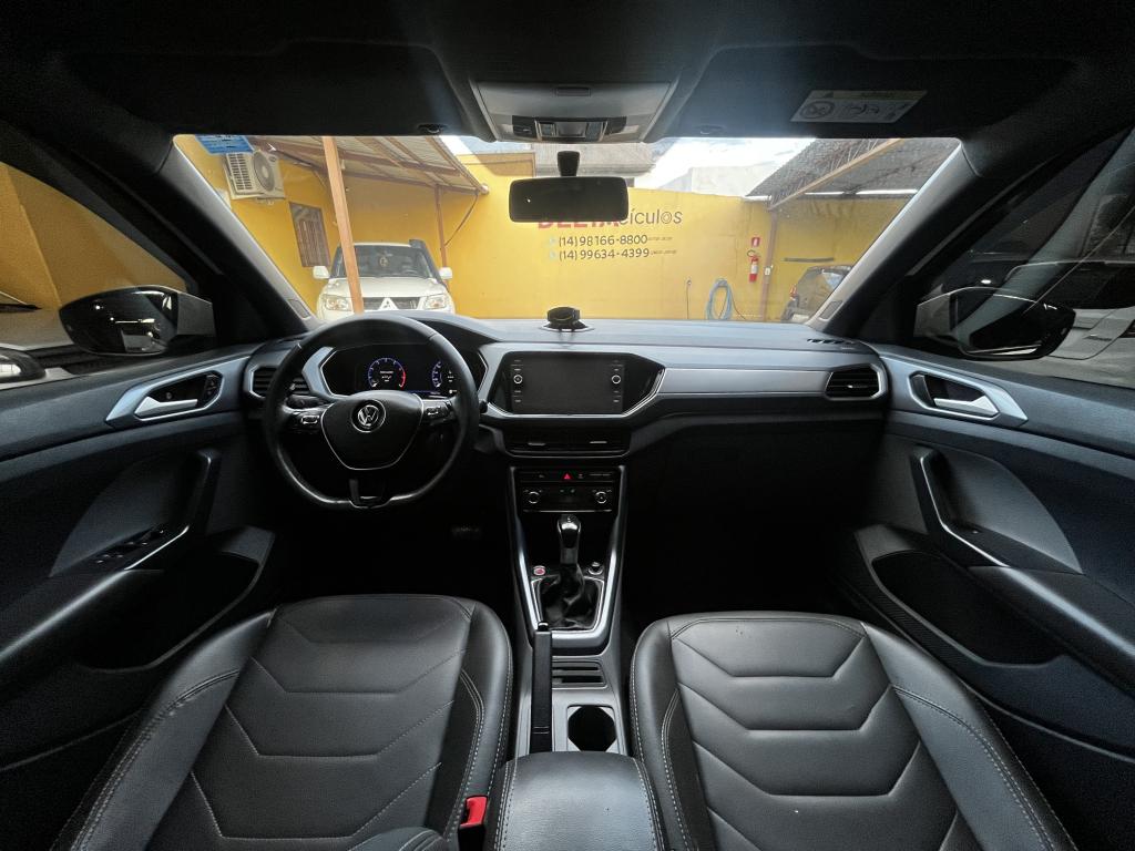 VOLKSWAGEN T-Cross - Foto