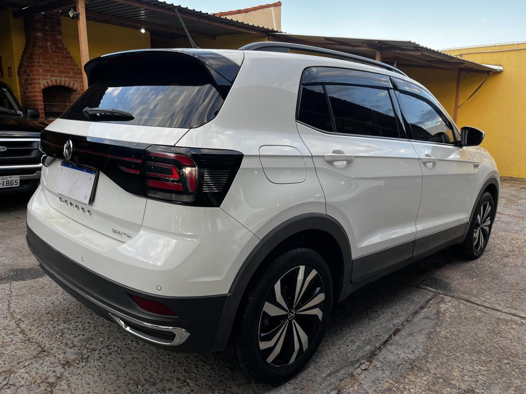 VOLKSWAGEN T-Cross - Foto
