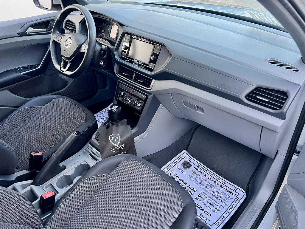 VOLKSWAGEN T-Cross - Foto