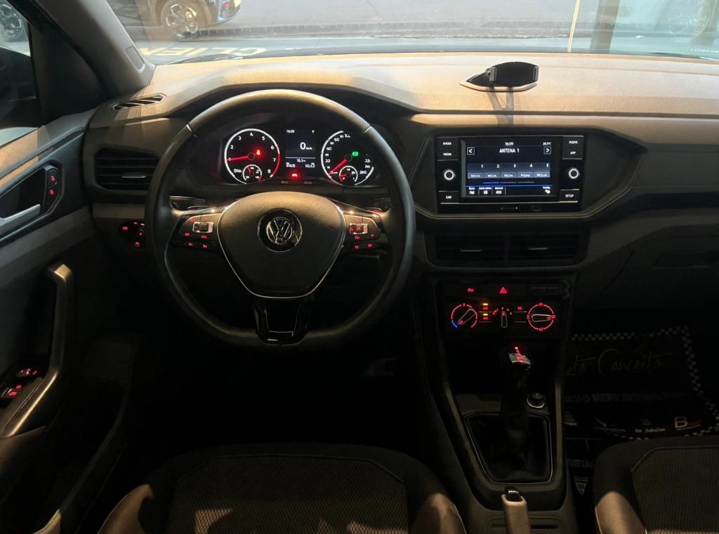 VOLKSWAGEN T-Cross - Foto