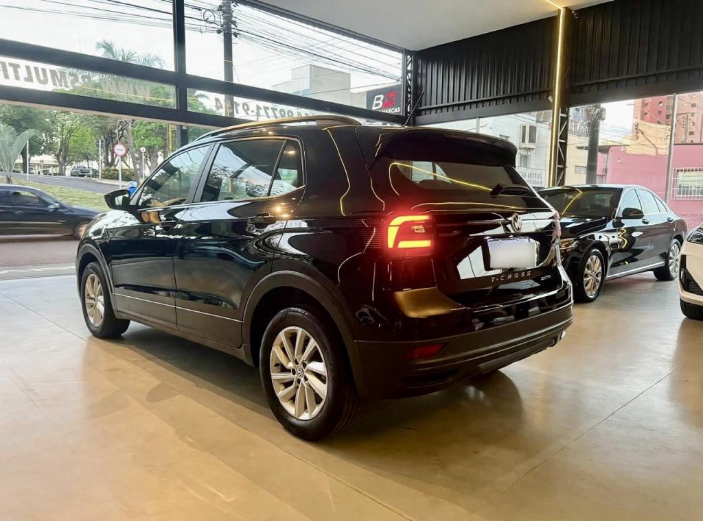 VOLKSWAGEN T-Cross - Foto