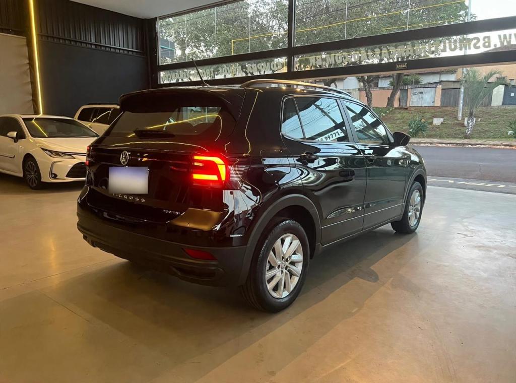 VOLKSWAGEN T-Cross - Foto