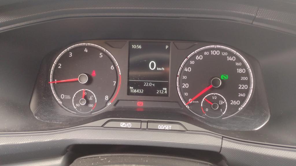 VOLKSWAGEN T-Cross - Foto