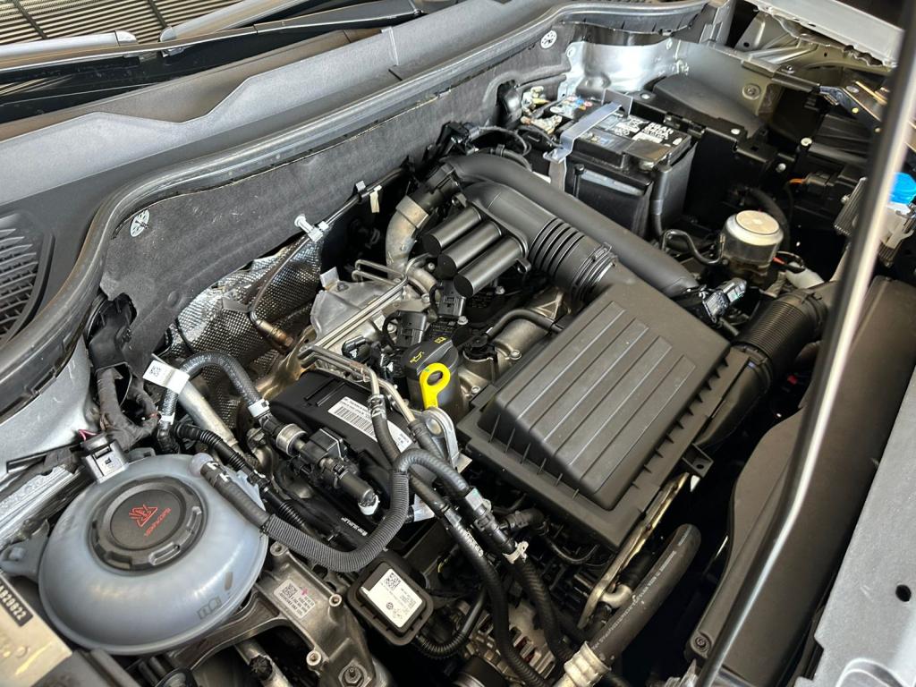 VOLKSWAGEN Taos - Foto