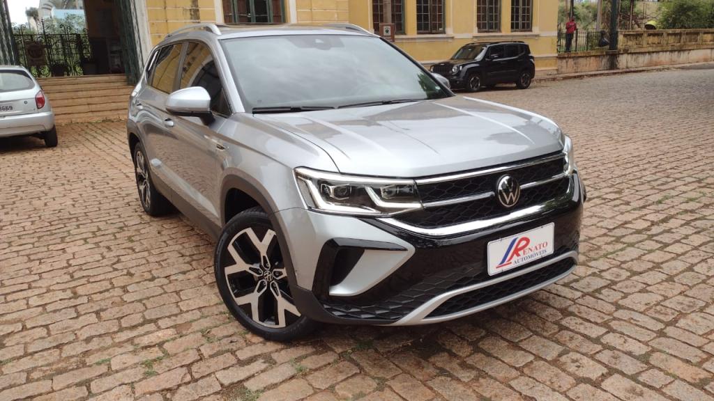 VOLKSWAGEN Taos - Foto