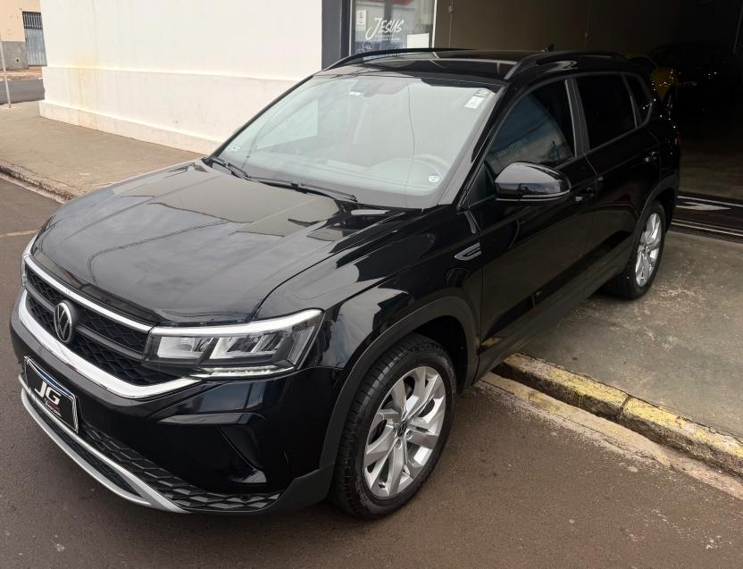 VOLKSWAGEN Taos