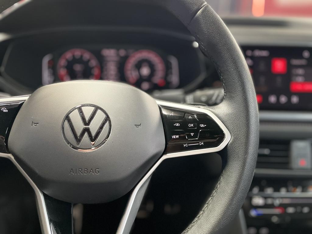 VOLKSWAGEN Taos - Foto