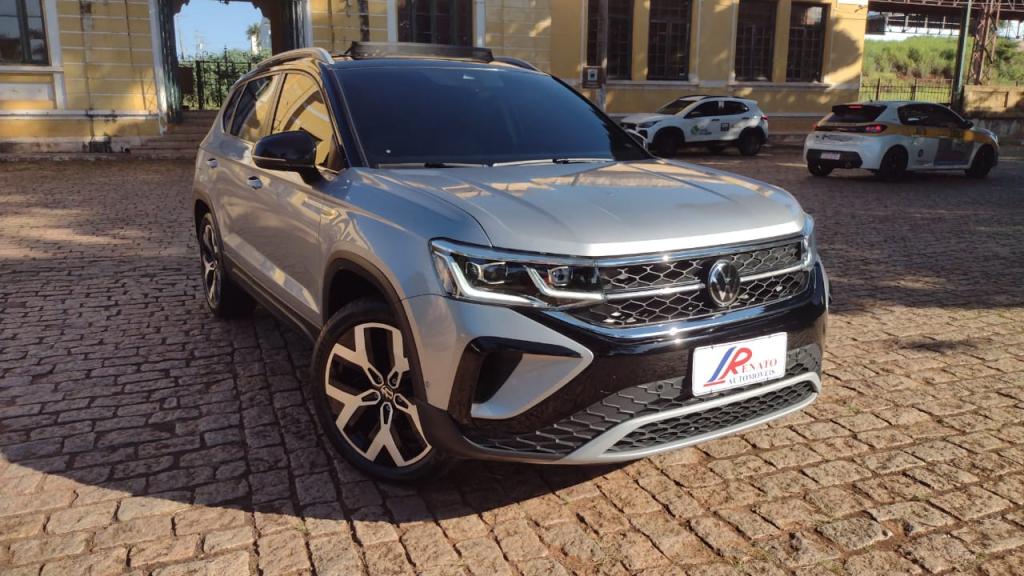 VOLKSWAGEN Taos - Foto