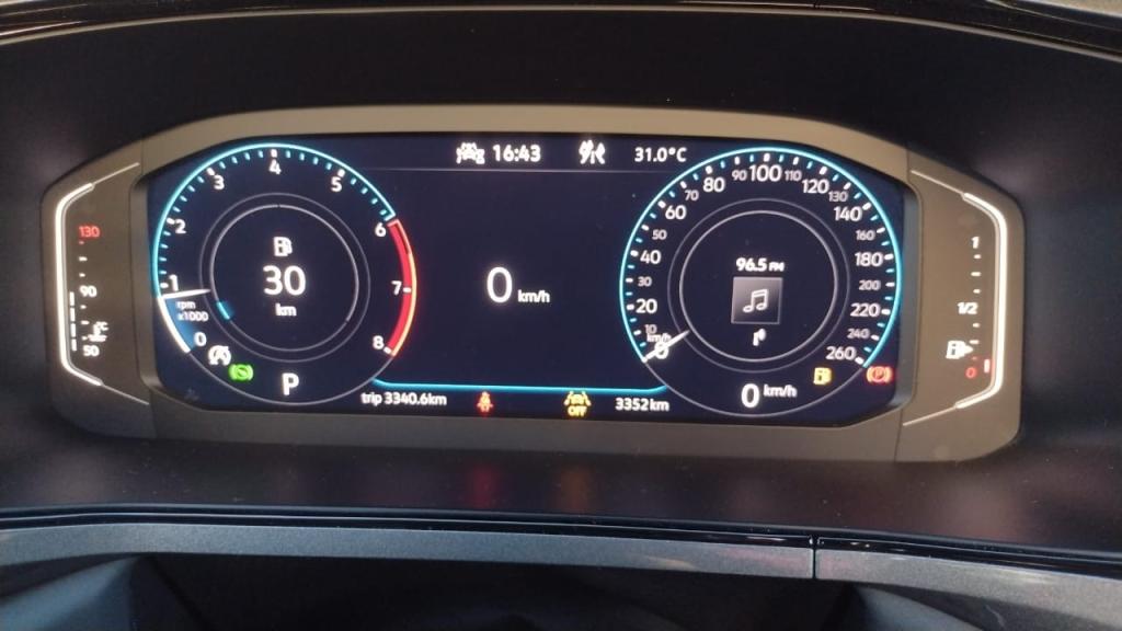 VOLKSWAGEN Taos - Foto