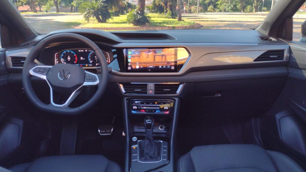 VOLKSWAGEN Taos - Foto